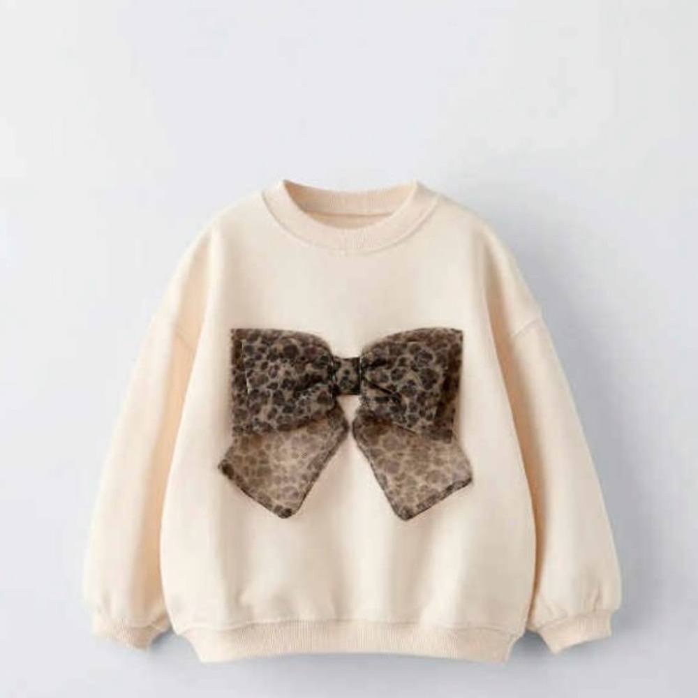 Zara Kids Cream Sweatshirt with Leopard Print Bow and skirt set